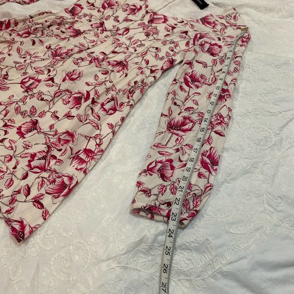 MinkPink Flowy Floral Mini Dress size Med - Picture 9 of 16